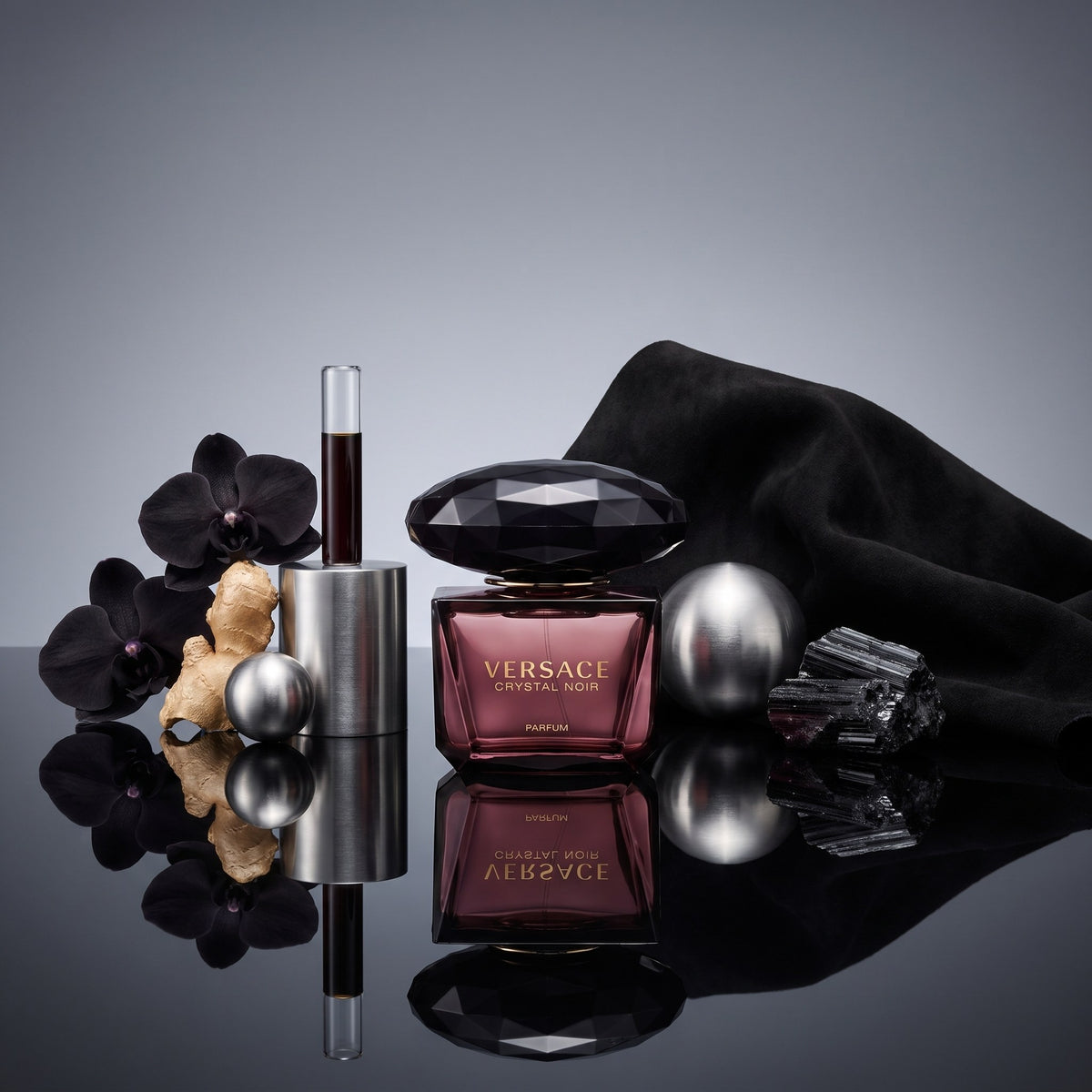 VERSACE CRYSTAL NOIR PARFUM90 ML